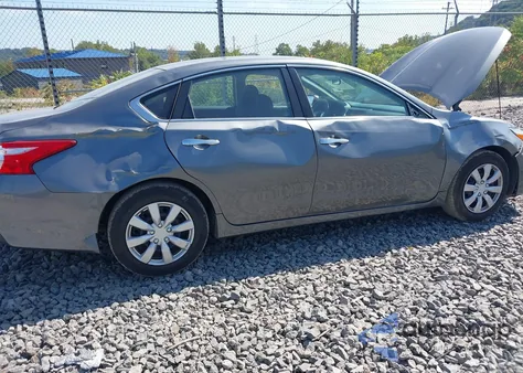 2016 Nissan Altima 2.5 из США, поврежденный, VIN 1N4AL3AP1GC184078